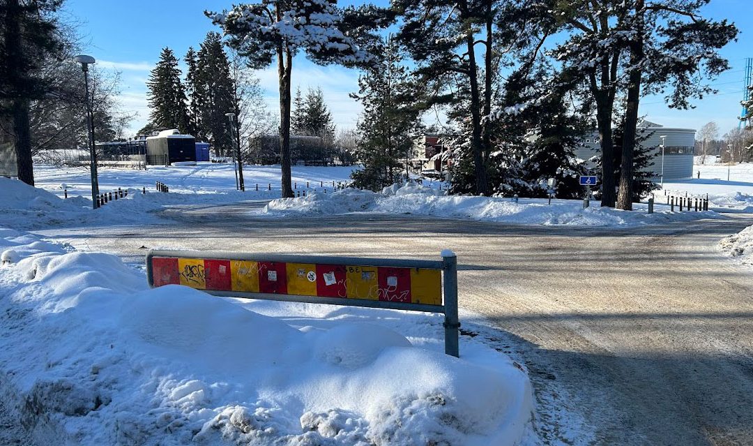 Ei sakeaa savua ilman likaa liekeissä.